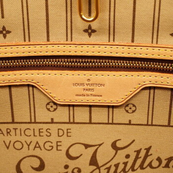 Louis Vuitton Monogram Neverfull MM Tote Bag - Picture 5 of 9